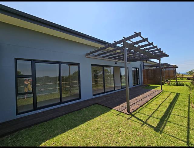 3 BEDROOM HOUSE FOR SALE IN NEW SALT ROCK CITY